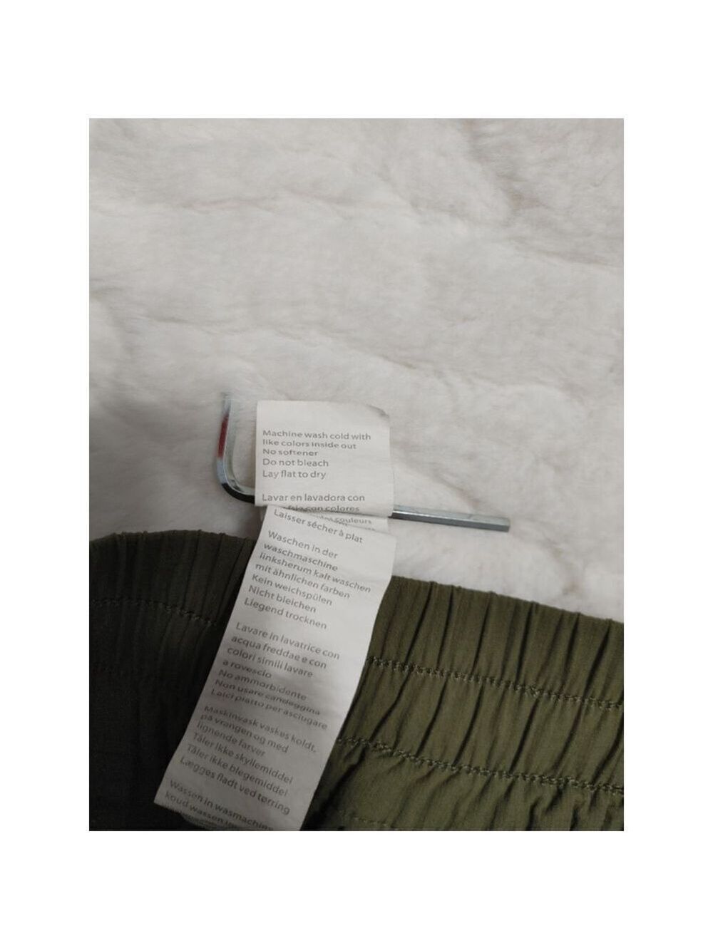 Women's Fabletics Olive Green Wide Leg Heights Cargo Pants Size L - Picture 7 of 11